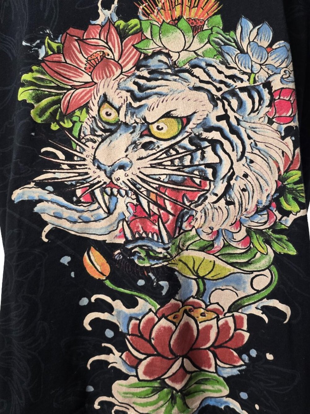 Ed Hardy White Lotus Tiger Graphic T Shirt Mens XL Christian Audigier Y2K Mother - Picture 4 of 8